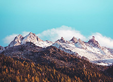 华体会体育-天空之城 ！新鹏城5-2三镇的比赛3个进球都是头球打进